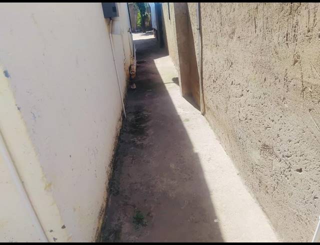 2 BEDROOM HOUSE FOR SALE IN SOSHANGUVE XX